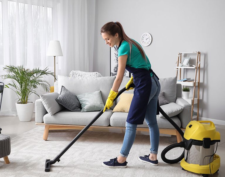 Seven Key Benefits For Hiring A Cleaning Service: Professional Cleaning